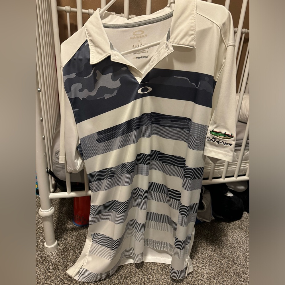 Oakley Men’s Golf Polo Size L
